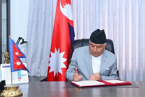 राष्ट्रपतिले गरे शुक्रबार रातिबाट संसदको चालू अधिवेशन अन्त्य