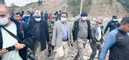 फोहोर व्यवस्थापन समस्या समाधानका लागि मन्त्री घिसिङ बन्चरेडाँडामा