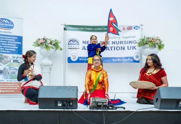 च्यारिटी कार्यक्रम गर्दै नेप्लिज नर्सिङ एसोसिएसन युकेले मनायो १८ औं वार्षिकोत्सव