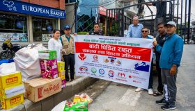 नुवाकोटका बाढीपीडितलाई कोरिया रिटर्नी संस्थाहरूद्वारा संयुक्त राहत सामग्री हस्तान्तरण