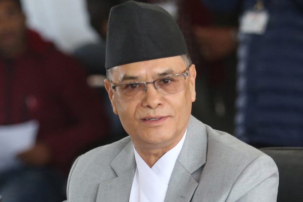 मध्यराति नियन्त्रणमा लिएर ११ घन्टापछि पूर्वप्रधानन्यायाधीश राणालाई छाडियो