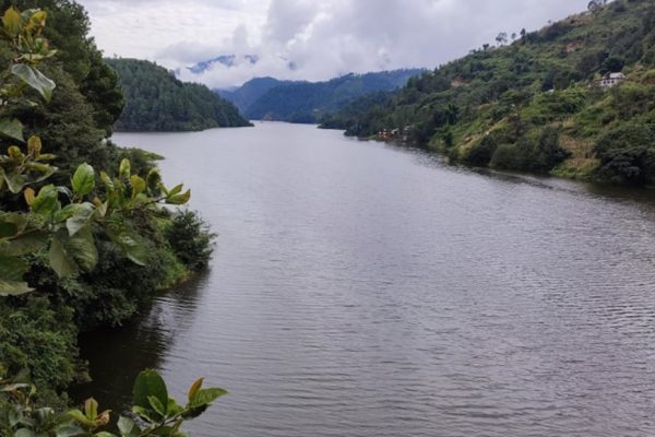 कुलेखानी जलाशयको सतह खतरा लेभलमा, देउराली-सिस्नेरी सडक बन्द