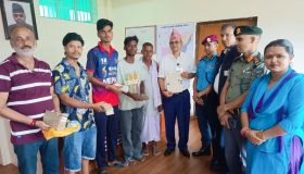 सर्लाहीमा वैदेशिक रोजगारीका नाममा ठगिएको १२ लाख रुपैयाँ प्रशासनको पहलमा फिर्ता सर्लाहीमा वैदेशिक रोजगारीका नाममा ठगिएको १२ लाख रुपैयाँ प्रशासनको पहलमा फिर्ता
