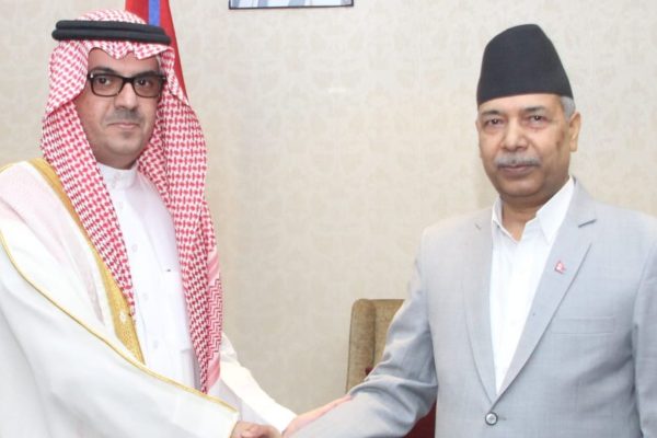 नेपाल–साउदी सम्बन्ध थप विस्तारमा उपराष्ट्रपति यादव र राजदूत मनिकरबीच छलफल